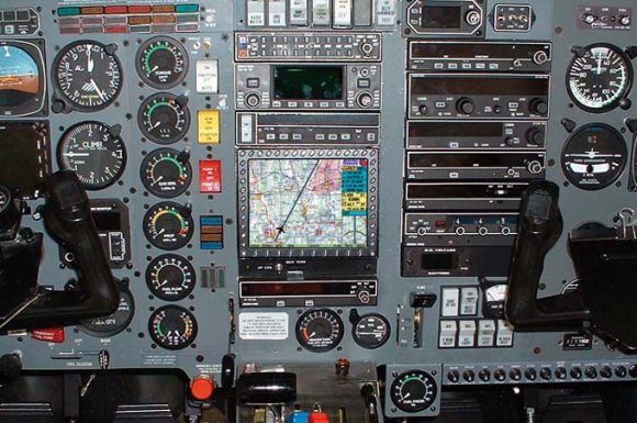 Piper Malibu DLX JetProp: MT VisionAir EP mit Sat Radar